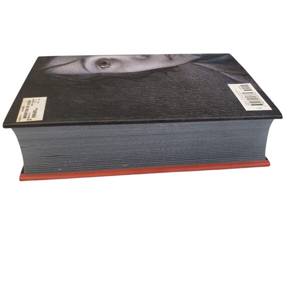 The Invention of Hugo Cabret Hardcover Brian Selznick Used - Picture 3 of 9